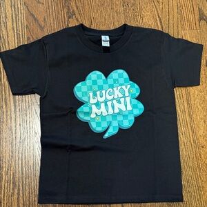 Gildan Youths T-shirt with Lucky Mini